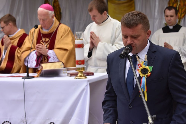 Diecezjalne dożynki w Lutomii Dolnej