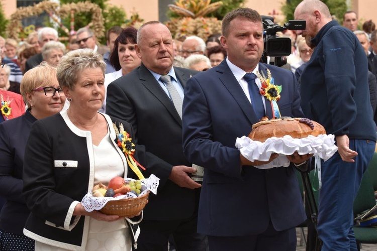 Dożynki diecezjalne w Lutomii Dolnej