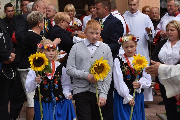 Dożynki diecezjalne w Lutomii Dolnej