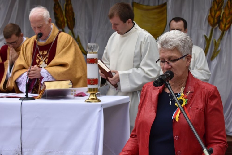 Dożynki diecezjalne w Lutomii Dolnej