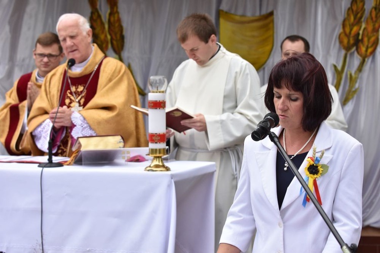 Dożynki diecezjalne w Lutomii Dolnej