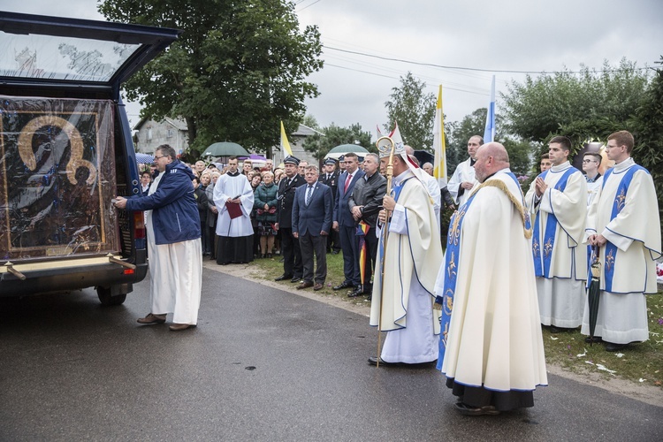 Królowa Aniołów w Załubicach