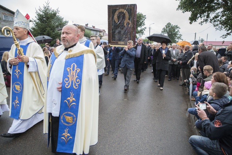 Królowa Aniołów w Załubicach