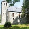 Okradziony i sprofanowany kościół w Lasówce.