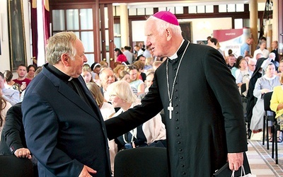 Biskup Ignacy od wielu lat jest dobrze znany we wrocławskim środowisku naukowym.