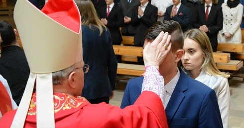 Zmiany w przygotowaniu do bierzmowania