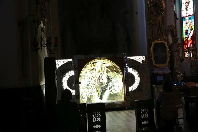 Ołtarz z Kibeho w Limanowej