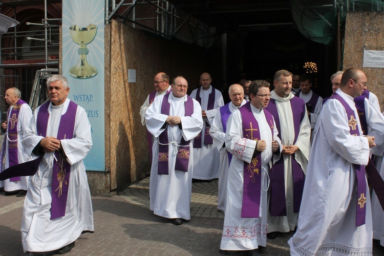 Pogrzeb śp. ks. Jerzego Mazurkiewicza cz. 1