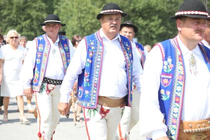 Korowód górali karpackich przez Istebną - 2017