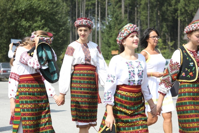 Korowód górali karpackich przez Istebną - 2017