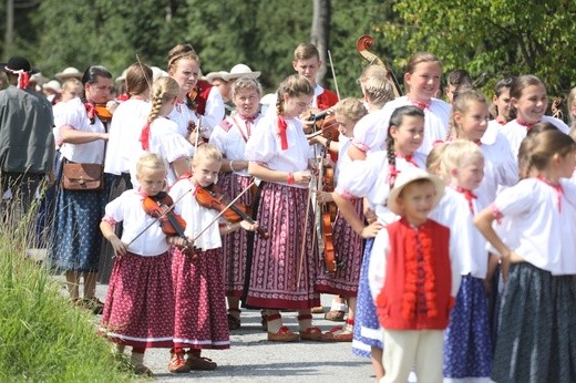 Korowód górali karpackich przez Istebną - 2017