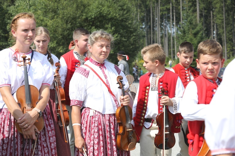 Korowód górali karpackich przez Istebną - 2017