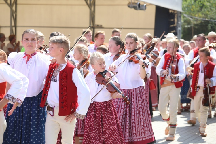 III Zjazd Karpacki w Istebnej - Msza św. i zakończenie