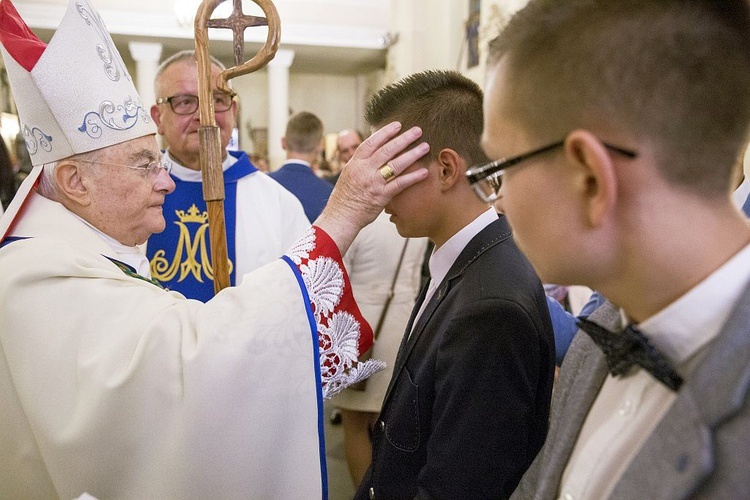 Bierzmowanie w Dąbrówce, cz. 4