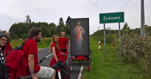 Karawana na półmetku