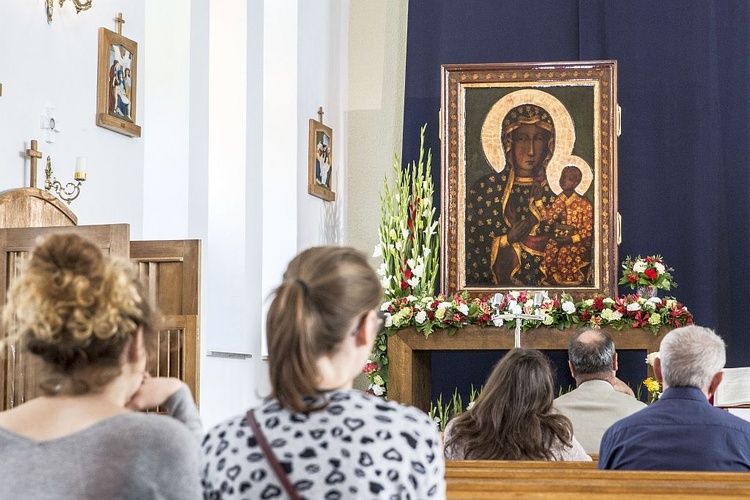 Mała Jasna Góra w Woli Rasztowskiej