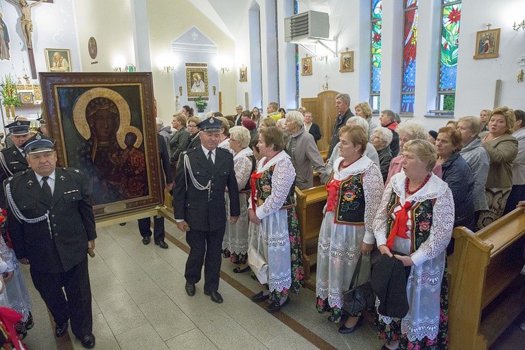 Mała Jasna Góra w Woli Rasztowskiej