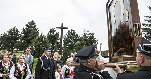 Mała Jasna Góra w Woli Rasztowskiej