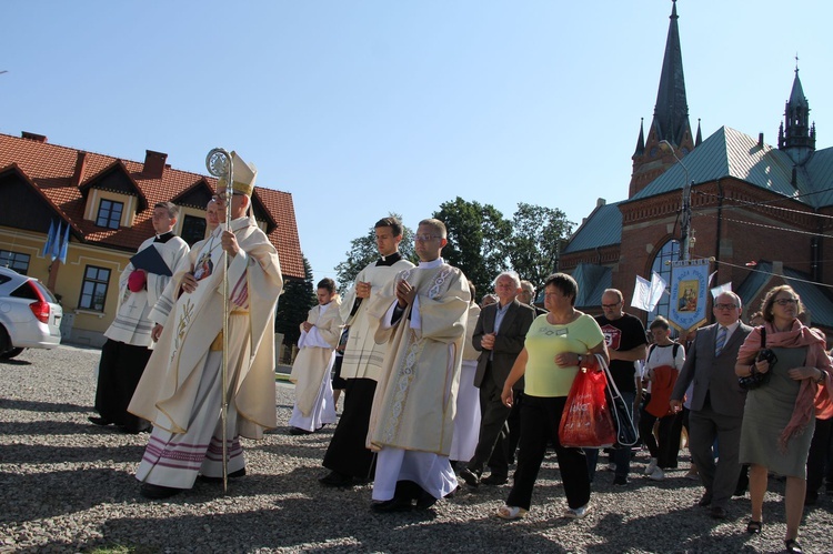 Procesja do ołtarza