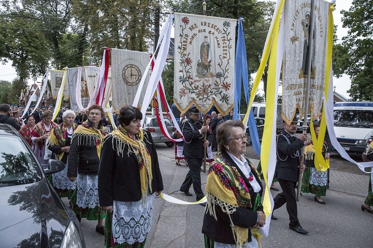 Dąbrówka. Powitanie jasngórskiej ikony