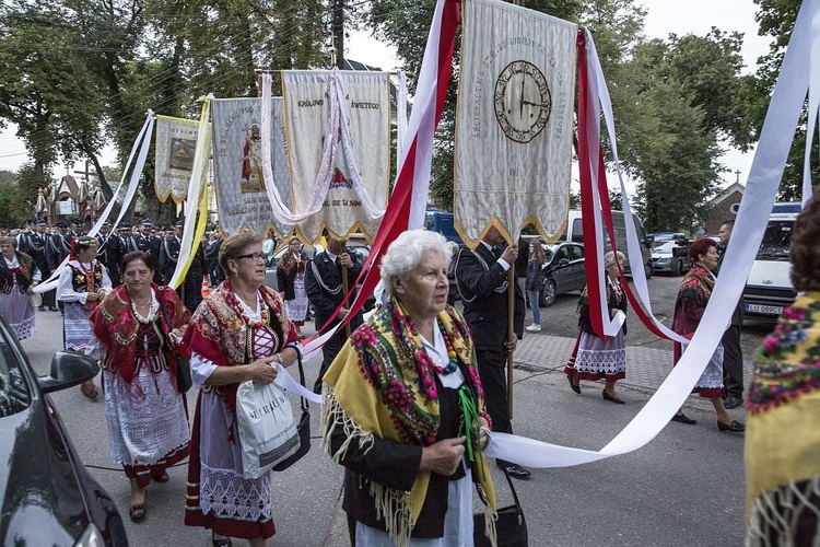 Dąbrówka. Powitanie jasngórskiej ikony