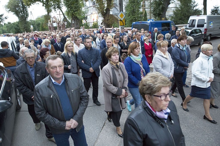 Dąbrówka. Powitanie jasngórskiej ikony