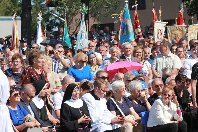 Akt zawierzenia i błogosławieństwo