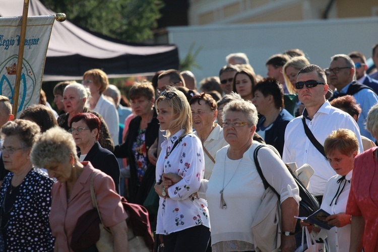 Procesja z obrazem na plac koronacyjny