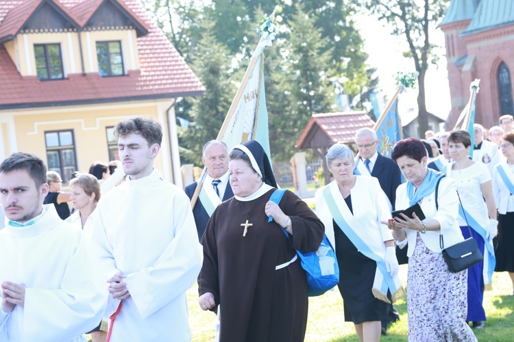 Procesja z obrazem na plac koronacyjny