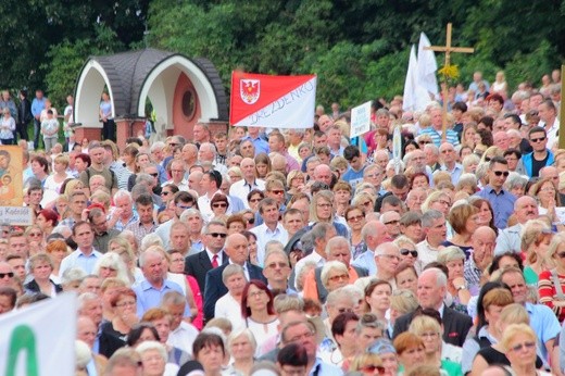 Główne uroczystości 140. rocznicy objawień maryjnych w Gietrzwałdzie