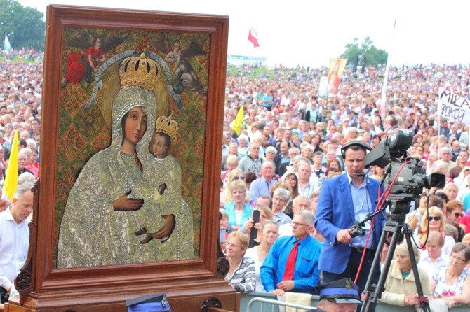 Główne uroczystości 140. rocznicy objawień maryjnych w Gietrzwałdzie