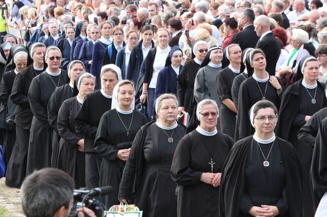 Główne uroczystości 140. rocznicy objawień maryjnych w Gietrzwałdzie