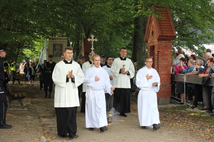 Główne uroczystości 140. rocznicy objawień maryjnych w Gietrzwałdzie