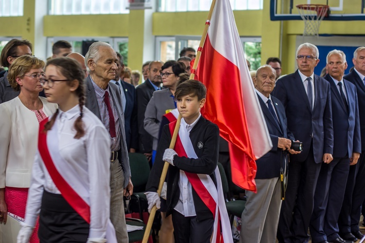 SP nr 2 w Olsztynku im. rotm. Witolda Pileckiego