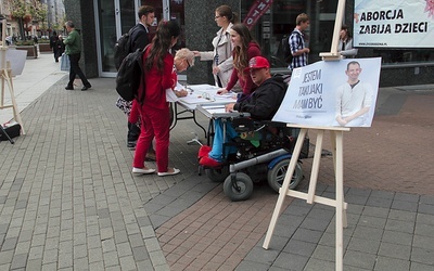 Katowice, ul. Stawowa, 7 września – zbiórka podpisów pod dokumentem zwiększającym ochronę życia.