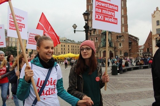 Studniówka "Szlachetnej Paczki" i "Akademii Przyszłości" w Krakowie