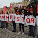 Studniówka "Szlachetnej Paczki" i "Akademii Przyszłości" w Krakowie