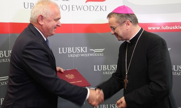 Ponad 3,3 mln zł na ratunek świątyni