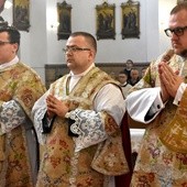 Uroczystej liturgii przewodniczył ks. Julian Nastałek