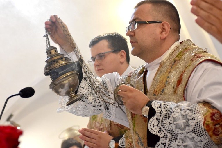 Uroczysta Msza św. w kościele pw. Krzyża Świętego