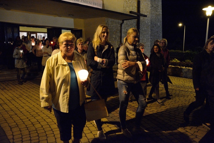 Nabożeństwo fatimskie w Grudzicach