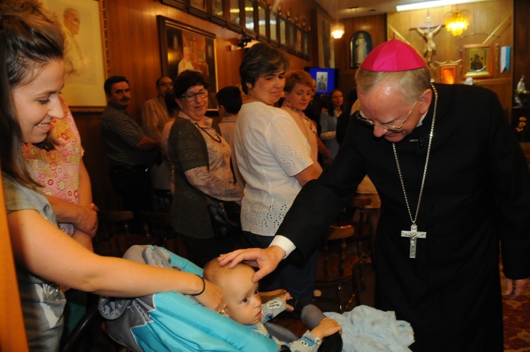 Abp Marek Jędraszewski w USD w Prokocimiu