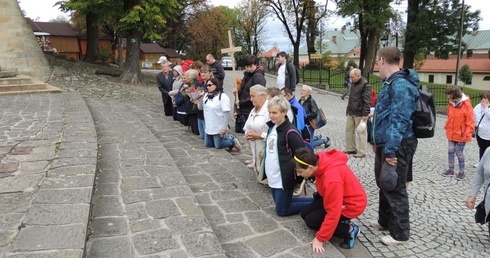 Przyszliśmy do Maryi z pustymi rękami