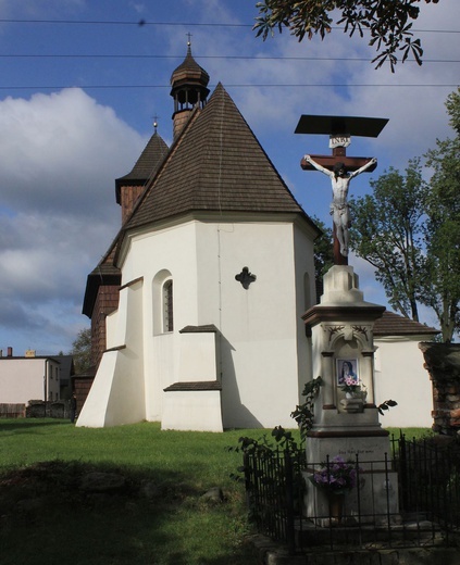Kościół św. Jerzego w Ostropie po renowacji