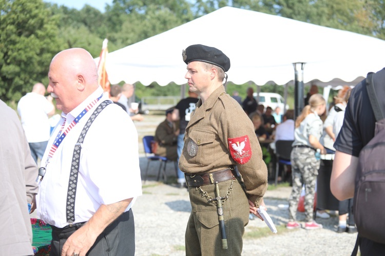 Na polanie śmierci żołnierzy "Bartka" w Starym Grodkowie - 2017