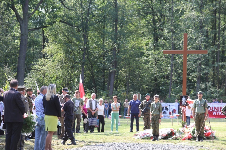 Na polanie śmierci żołnierzy "Bartka" w Starym Grodkowie - 2017