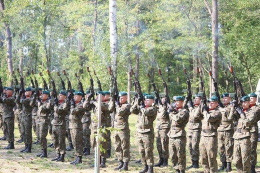 Na polanie śmierci żołnierzy "Bartka" w Starym Grodkowie - 2017