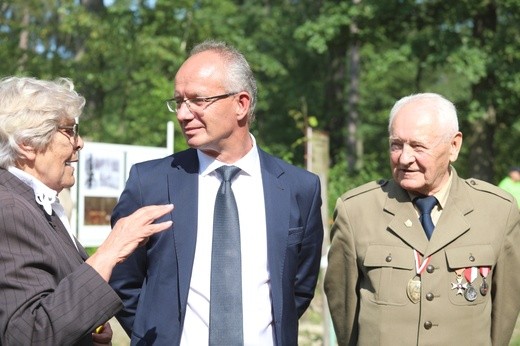 Na polanie śmierci żołnierzy "Bartka" w Starym Grodkowie - 2017