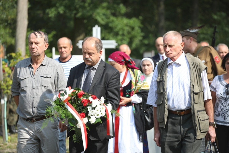 Na polanie śmierci żołnierzy "Bartka" w Starym Grodkowie - 2017