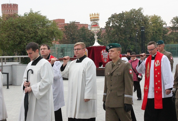 Z dziękczynieniem i modlitwą o ochronę przed kataklizmami